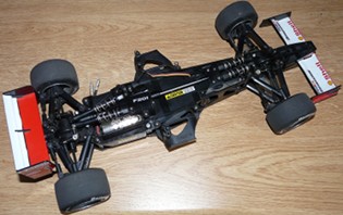 Tamiya F201 chassis