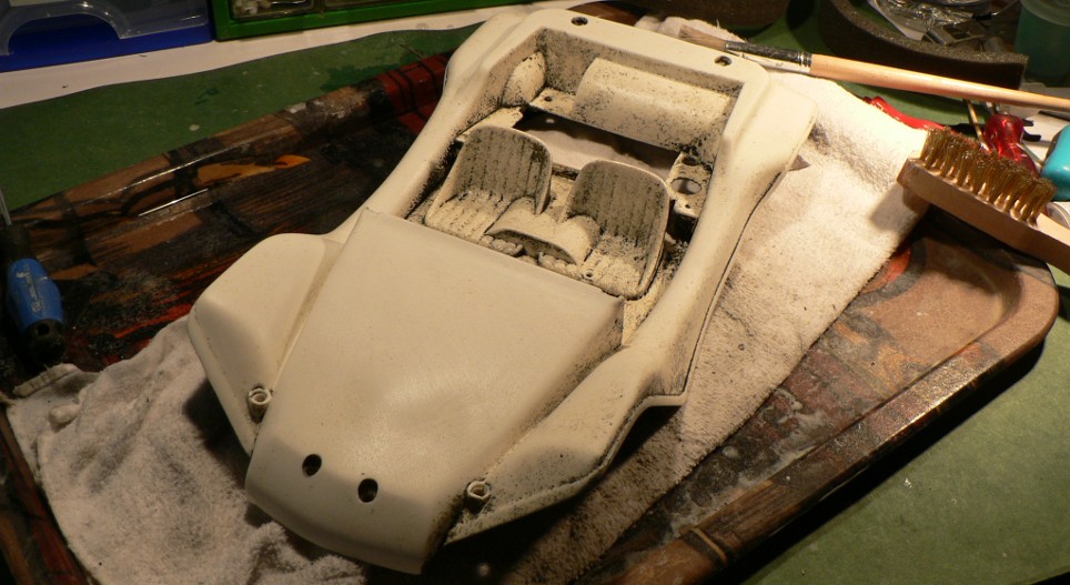 Tamiya 58024 Sand Rover bodyshell restoration